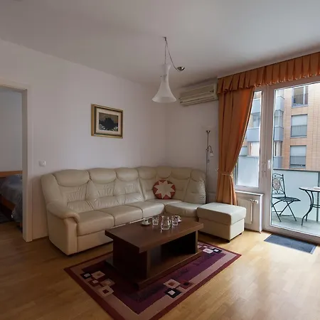 Anita Tour As Apartman *