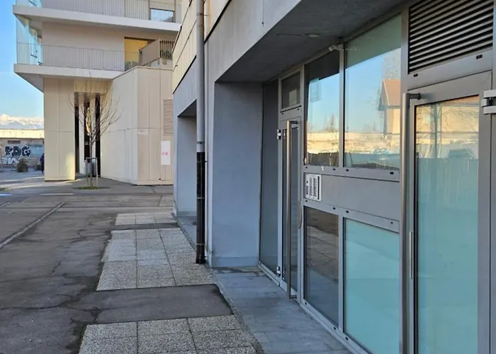 Central Anita 아파트 *